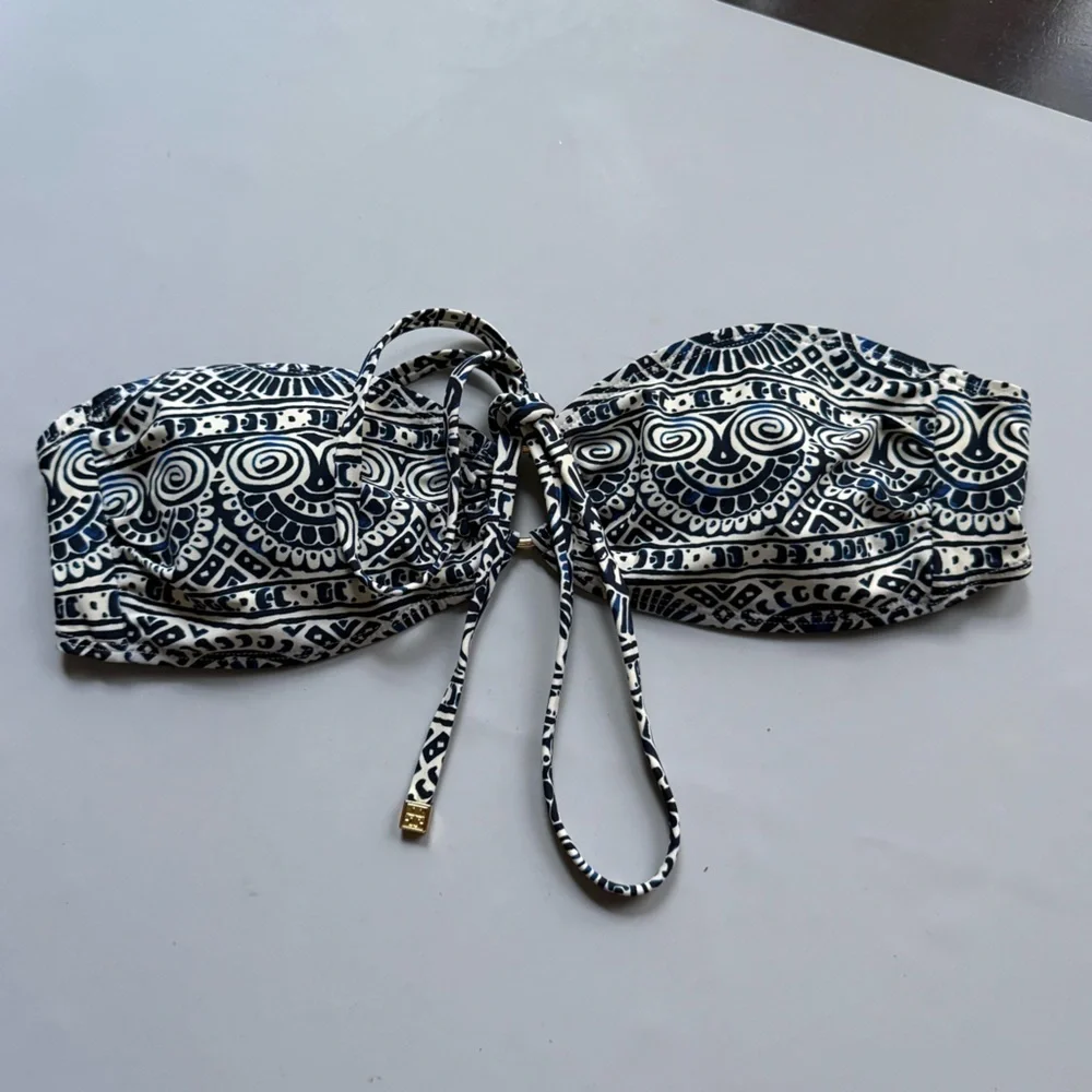 Tory Burch tory burch